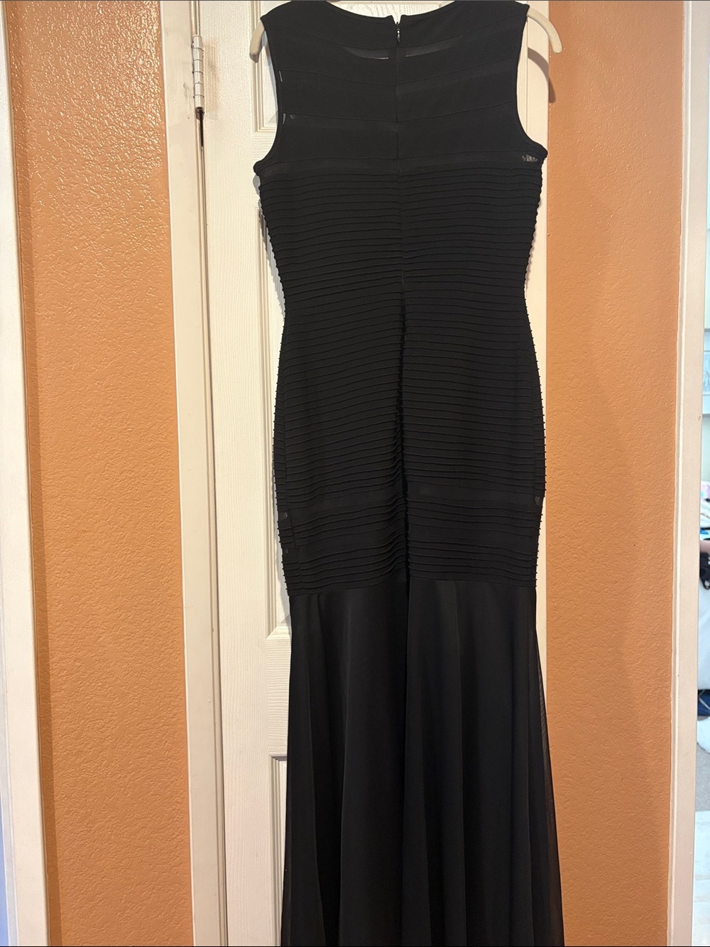 Xscape Black Sleeveless Fitted Mermaid Maxi Dress - Picture 6 of 11